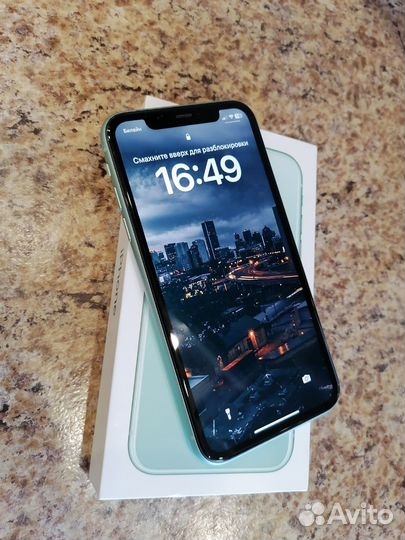 iPhone 11, 64 ГБ