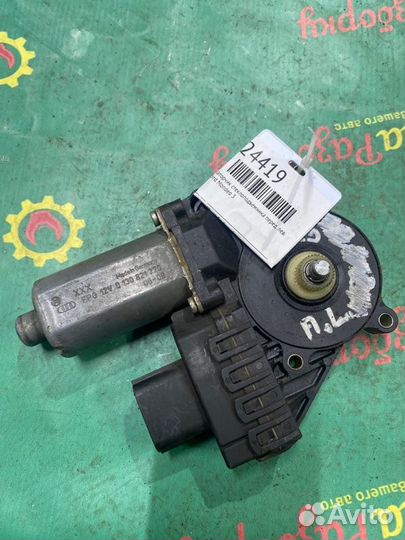 Моторчик стеклоподъемника передний левый Ford