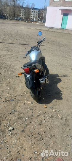 Мотоцикл 250 кубов