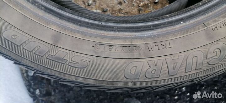 Yokohama Ice Guard Stud IG55 215/55 R17