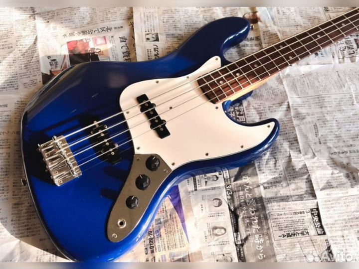 Fender squier jazz bass