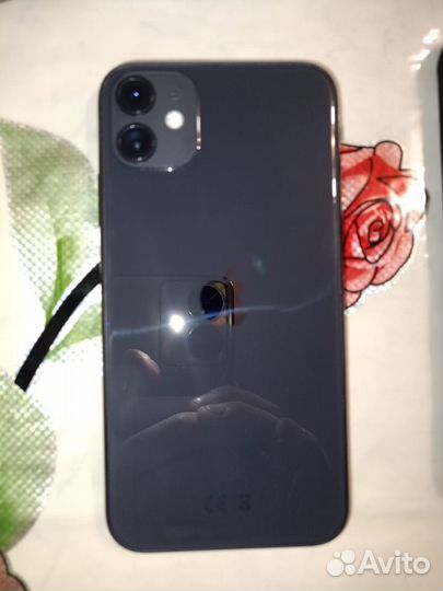 iPhone 11, 64 ГБ