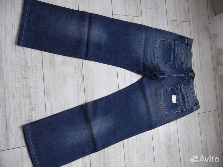 Джинсы.Yves Saint Laurent