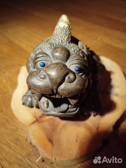 Статуэтка китайского водяного дракона лун-вана