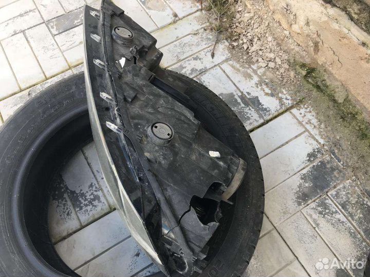 Фара галоген Volkswagen Passat B7 2010-2015