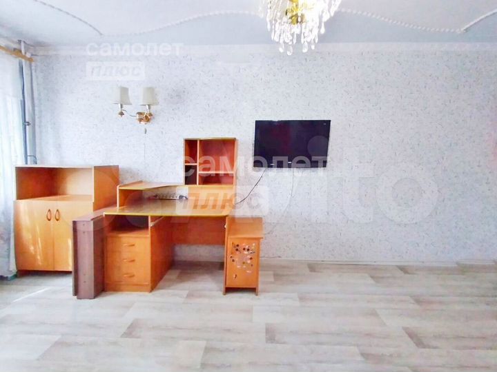 3-к. квартира, 65 м², 1/9 эт.