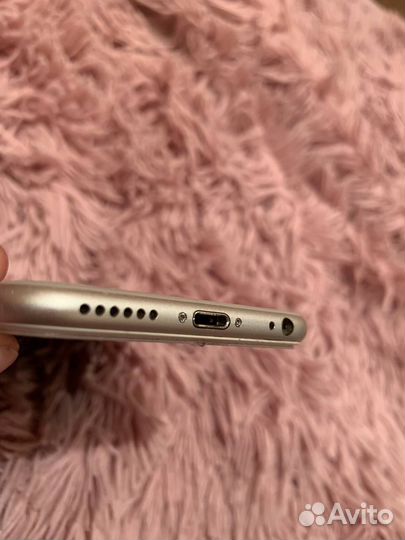 iPhone 6S, 64 ГБ