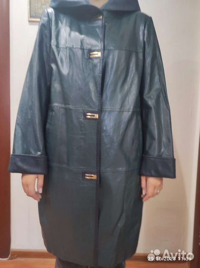 Плащ новый