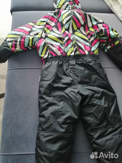 Зимний комбинезон для девочки