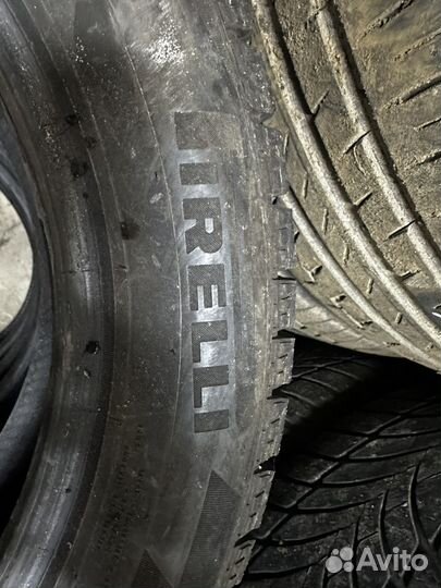 Pirelli Ice Zero FR 205/55 R16