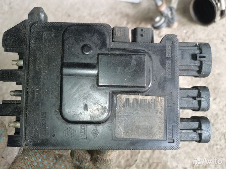 Кнопка корректора фар Renault megane 3