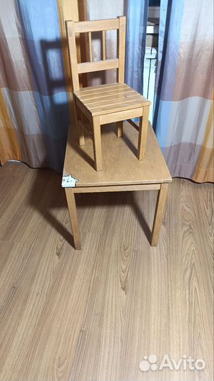 Детский стол и стул