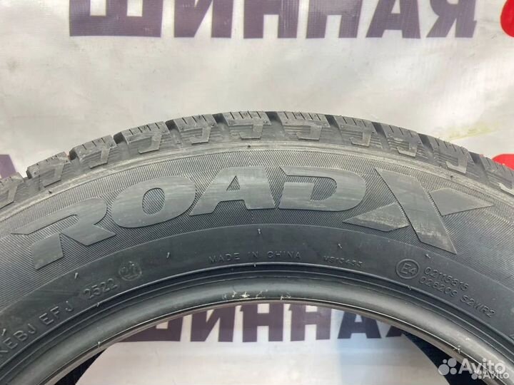 RoadX RX Frost WH03 215/65 R16 98