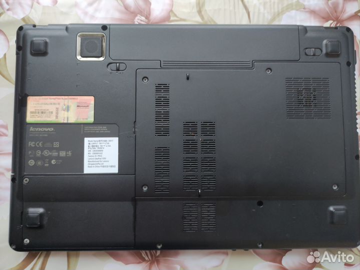 Ноутбук lenovo Y550