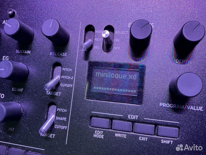 Аналоговый синтезатор Korg Minilogue XD