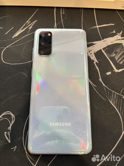 Samsung Galaxy S20, 8/128 ГБ