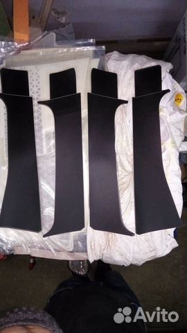 Наклейка (стрипинги) на рамку дверей Ларгус/Рено