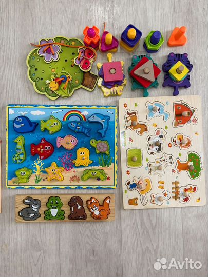 Развивающие игрушки пакетом