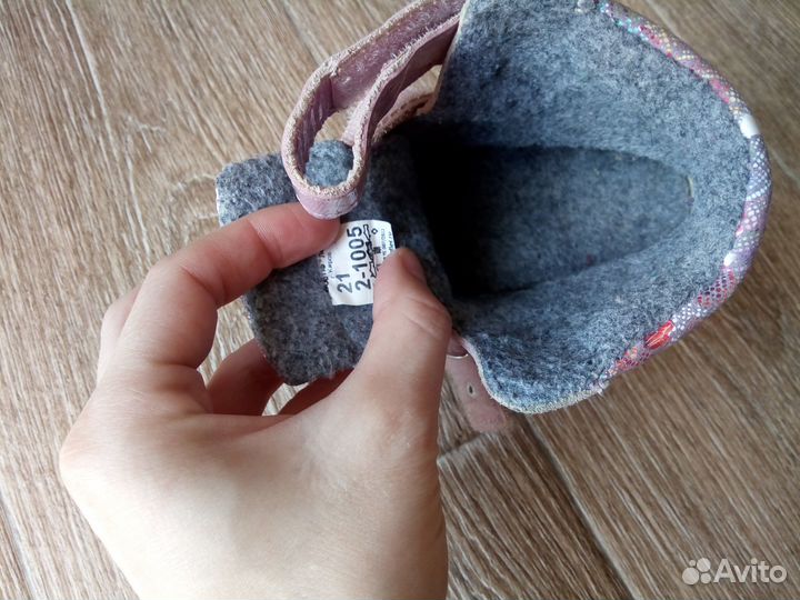 Ботинки для девочки кожанные