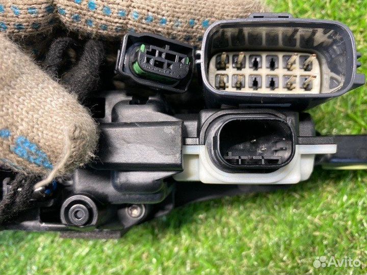 Ручка двери внешняя передняя левая Land Rover