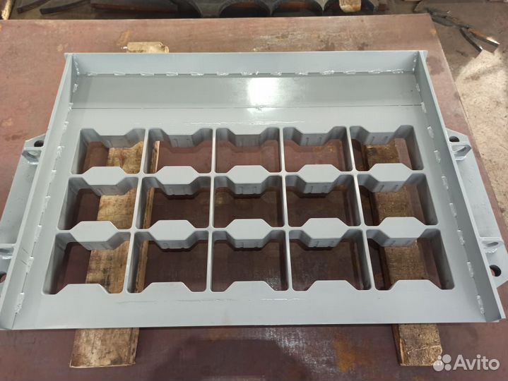 Пуансон-матрица для вибропрессующих установок