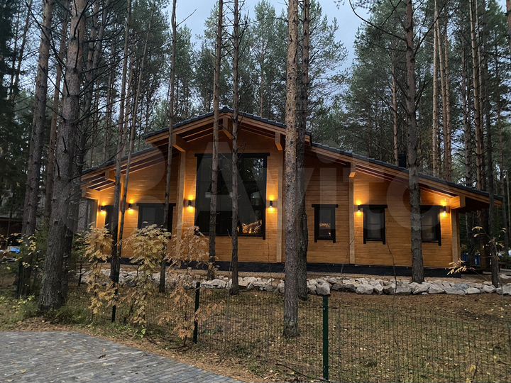 Дом 218 м² на участке 13 сот.