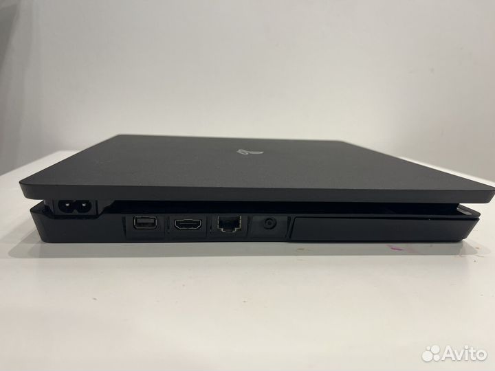 Sony PS4 slim