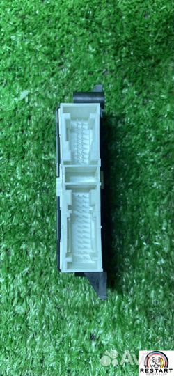 Блок управления парктрониками Volkswagen Polo 6