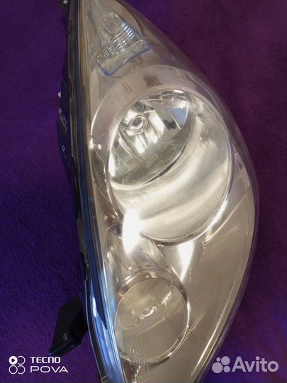 Фары на Nissan Note