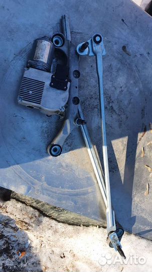 Трапеция дворников ауди q7, без моторчика