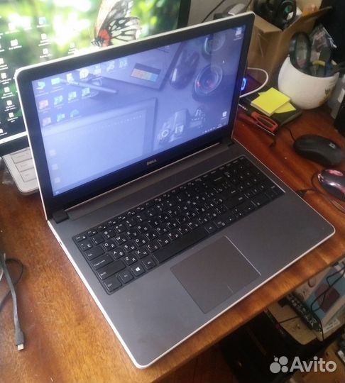 Плоский мощный ноутбук Dell Inspiron 15 5558 i3