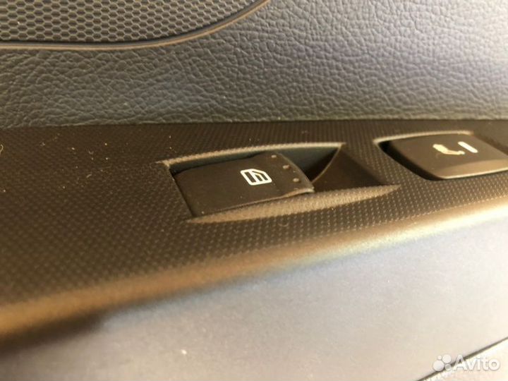 Кнопка задняя левая Ssangyong Actyon