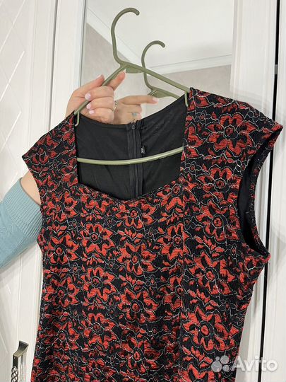 Платья женские