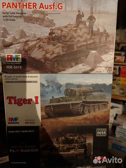 Продам сборную модель танка с интерьером в масштаб