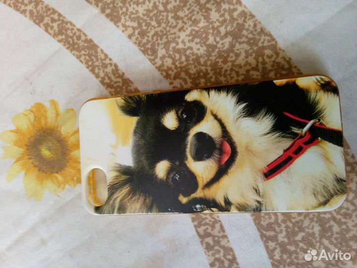 Чехол на iPhone