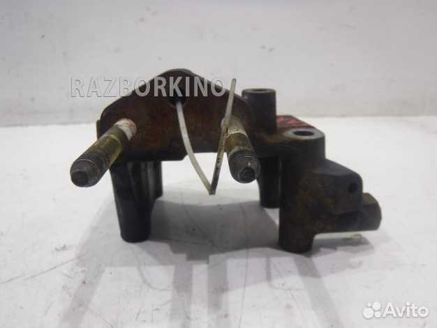 Кронштейн двигателя