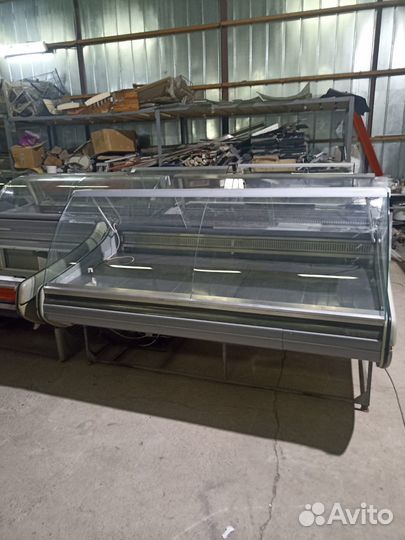 Витрина холодильная под мясо курицу рыбу