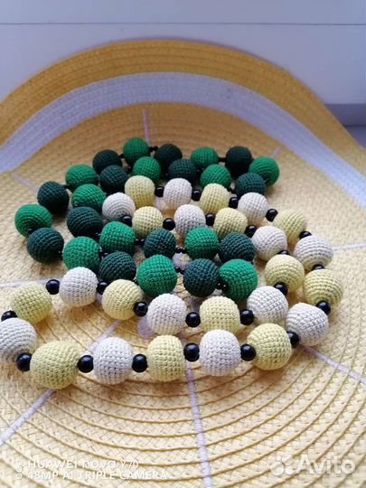 Вязаные бусы, украшения
