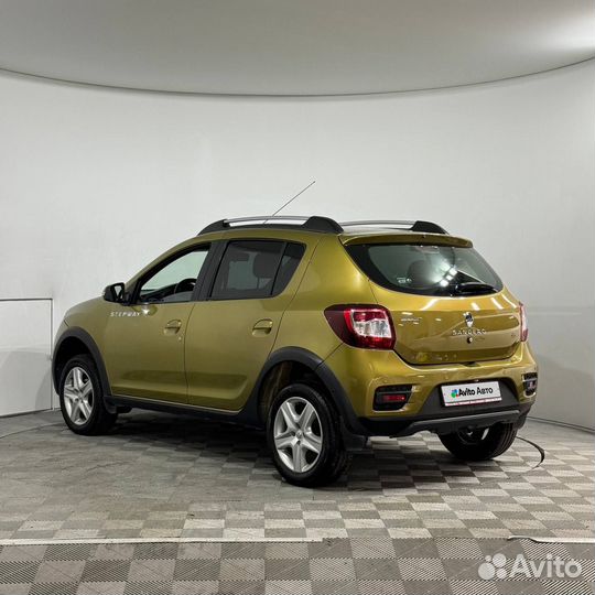 Renault Sandero Stepway 1.6 AMT, 2015, 250 000 км