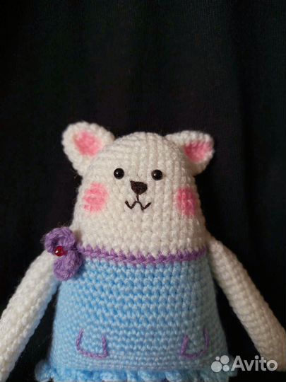 Вязанная игрушка Кошечка