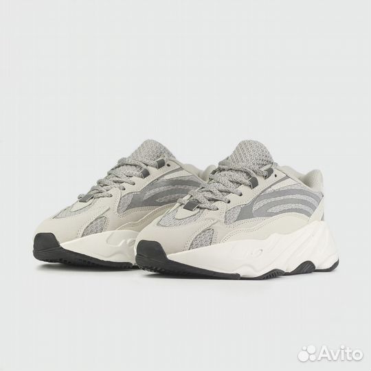 Adidas Yeezy Boost 700 v2 Static