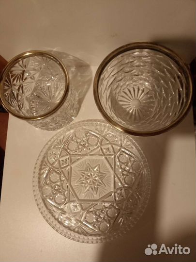 Цветное стекло, хрусталь с мельхиоровым ободком