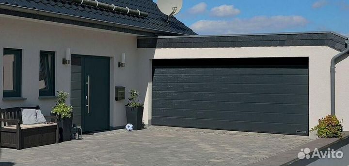 Секционные ворота