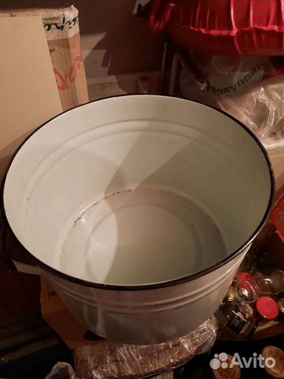 Кастрюля эмалированная и алюминиевая