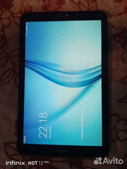 Планшет samsung 2016г