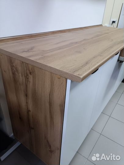 Кухонный гарнитур 1,8м