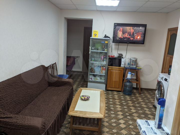 Помещение свободного назначения, 200 м²