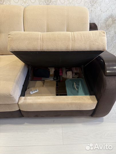 Угловой диван