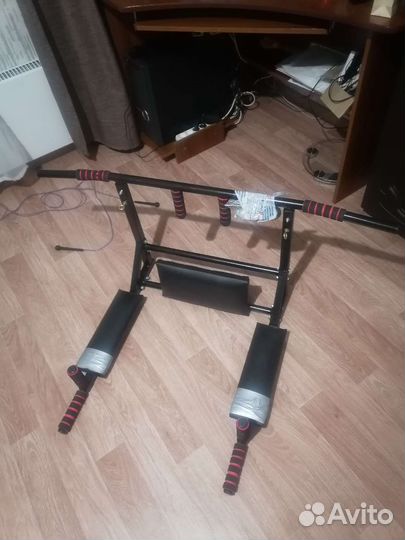 Турник настенный 3 в 1 бу