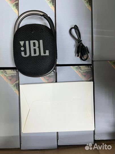 Колонка jbl clip 4